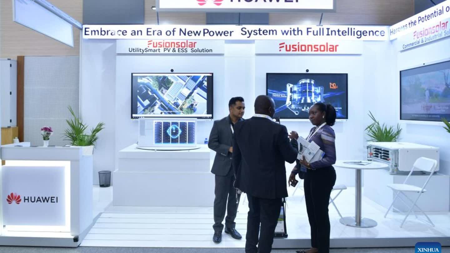 Bakaluba engineers at the Huawei stand at Intersolar Africa 2026 in Nairobi.